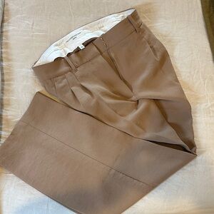 Aritzia - the effortless pants beige